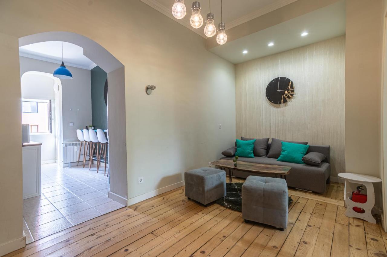 5 Seconds Away From The Main Street, Free Secured Parking Apartment Sofia Exterior foto