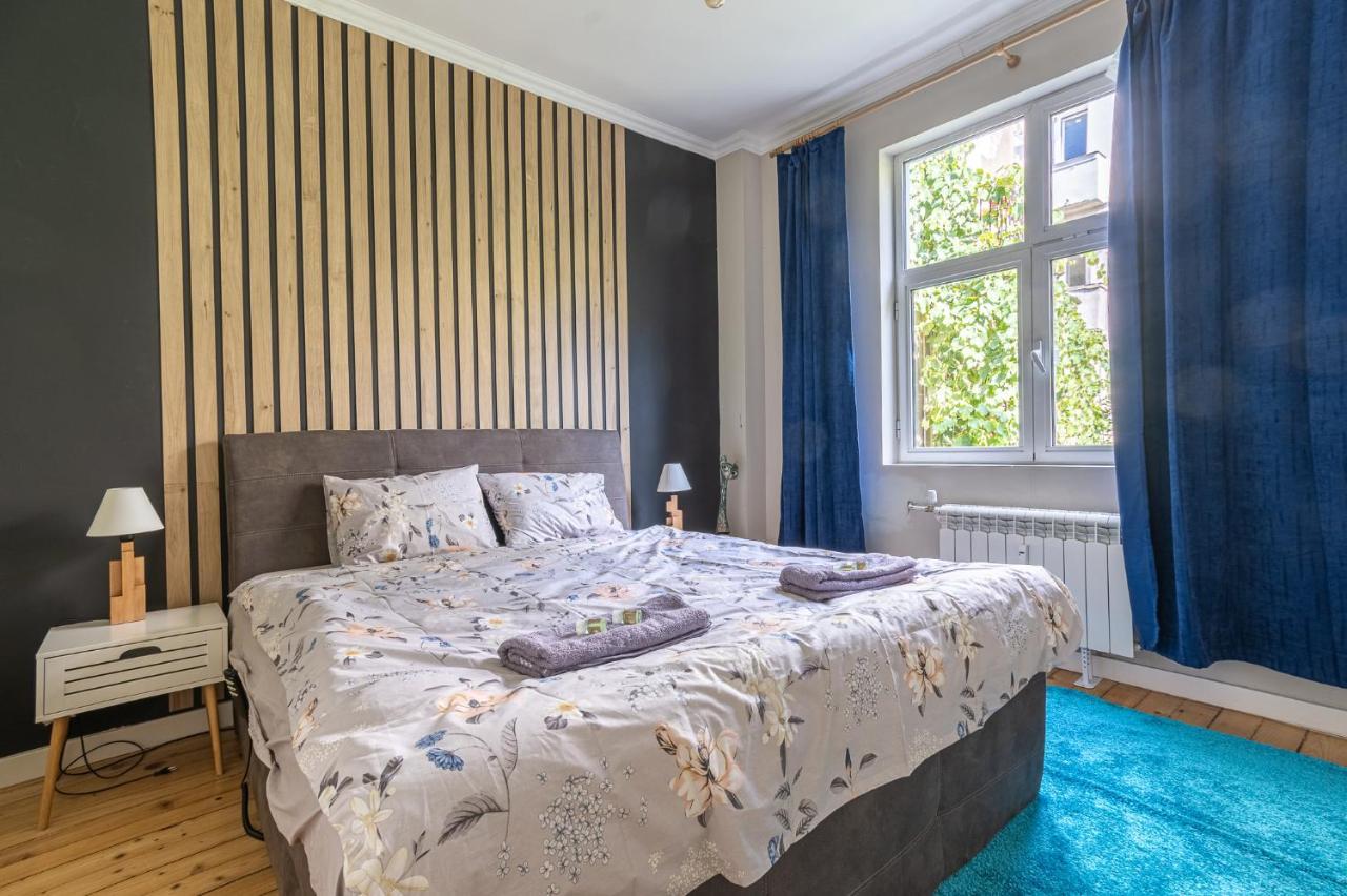5 Seconds Away From The Main Street, Free Secured Parking Apartment Sofia Exterior foto